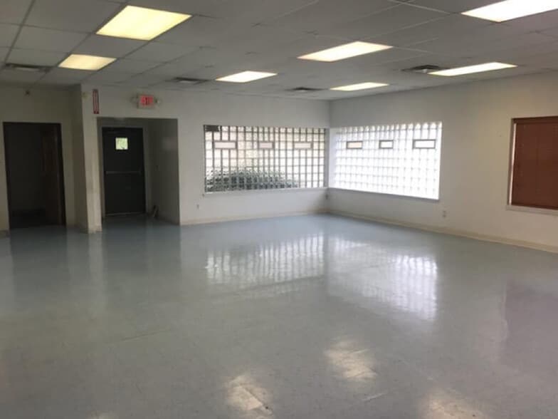 18440 John R St, Detroit, MI for sale - Interior Photo - Image 3 of 19