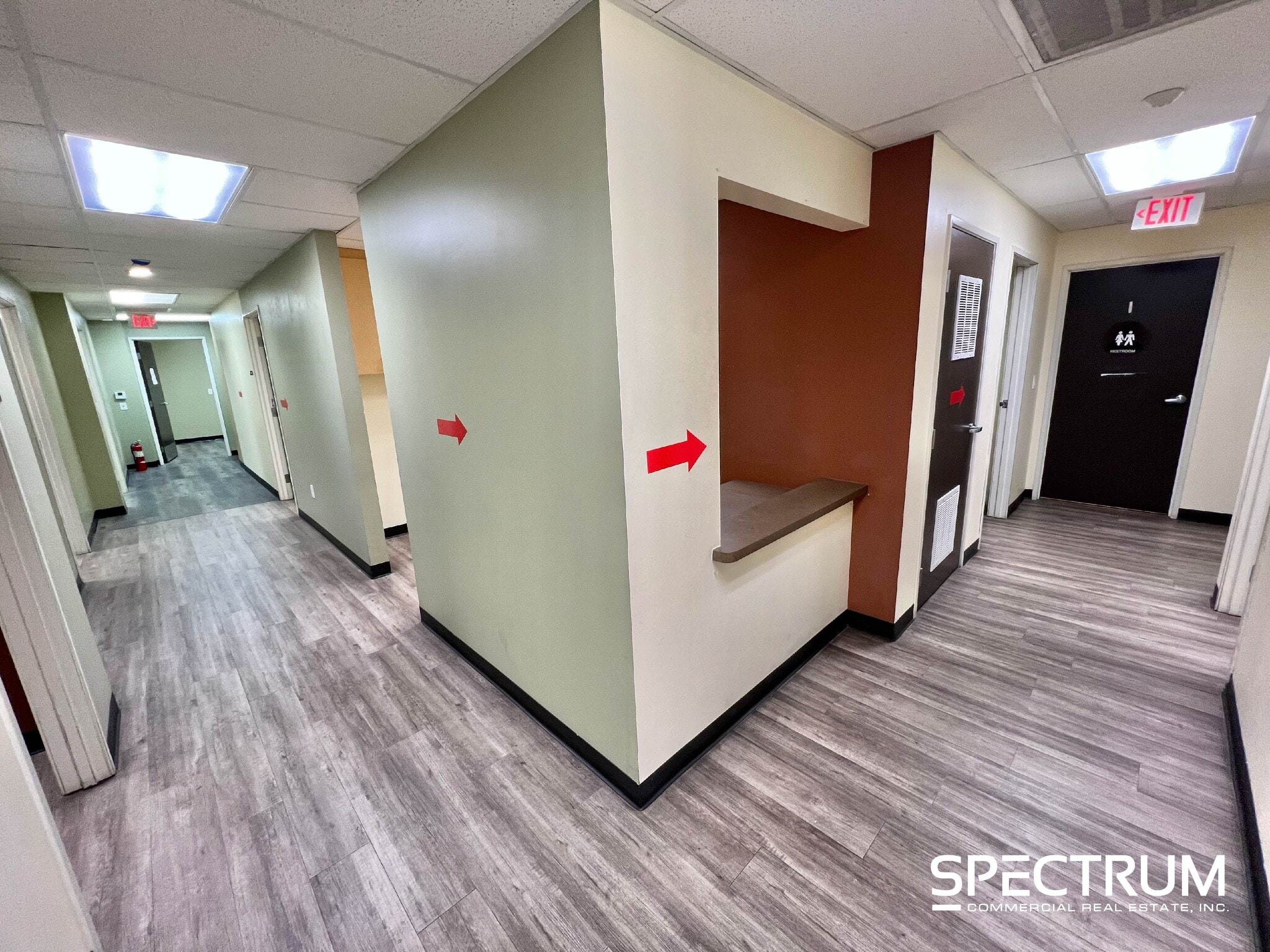 18433 Roscoe Blvd, Northridge, CA for lease Building Photo- Image 1 of 17