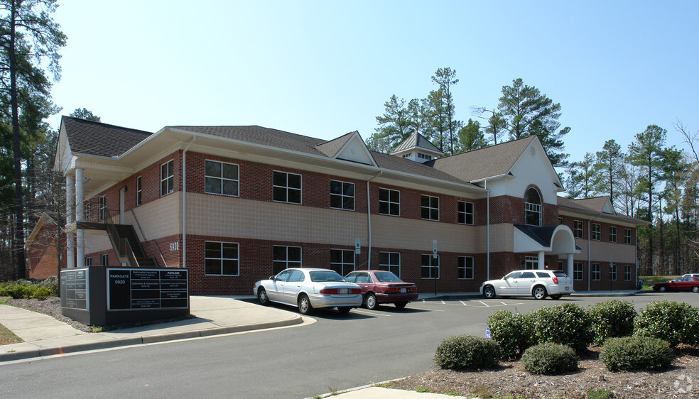 5920 S Miami Blvd, Morrisville, NC for sale - Primary Photo - Image 1 of 1