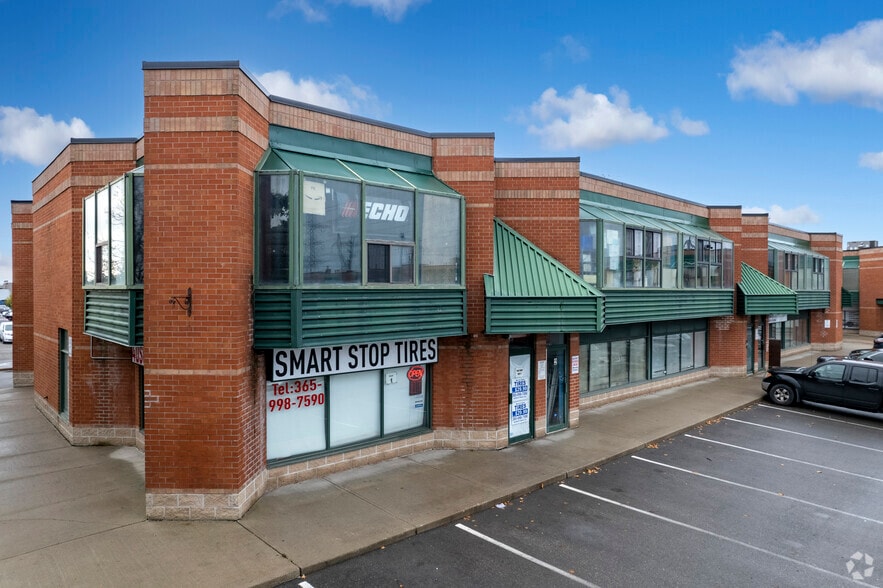 140 Regina Rd, Vaughan, ON for sale - Primary Photo - Image 1 of 1