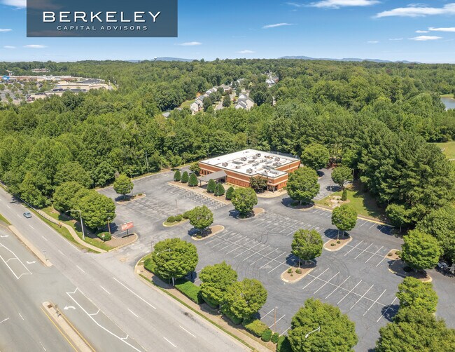 More details for 800 E Hanes Mill Rd, Winston-Salem, NC - Retail for Sale