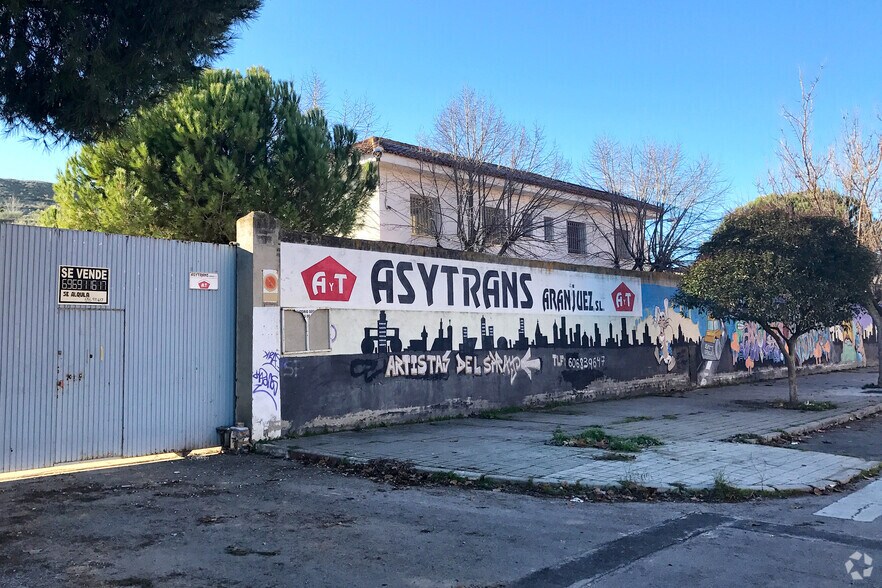 Calle de las Moreras, 70 D, Aranjuez, Madrid à vendre - Photo du bâtiment - Image 1 de 2