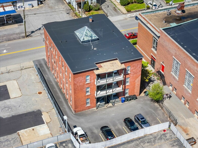 97 Bridge St, Manchester, NH for sale - Building Photo - Image 3 of 17