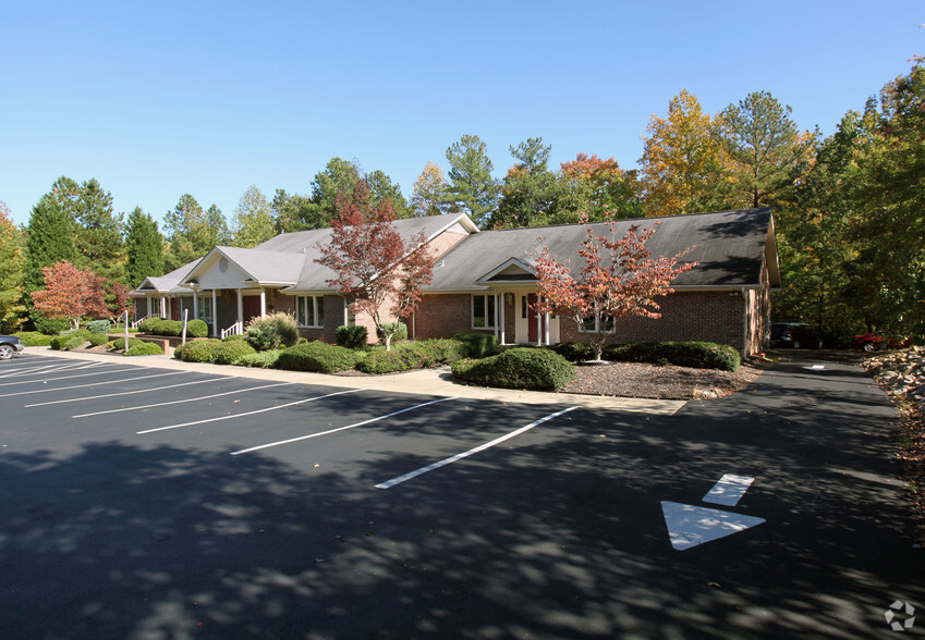 1223-1227 Carthage St, Sanford, NC à vendre - Photo du bâtiment - Image 1 de 1