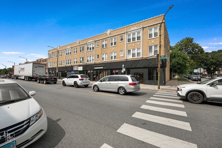 5944-5946 W Roosevelt Rd, Chicago, IL for sale - Building Photo - Image 3 of 10