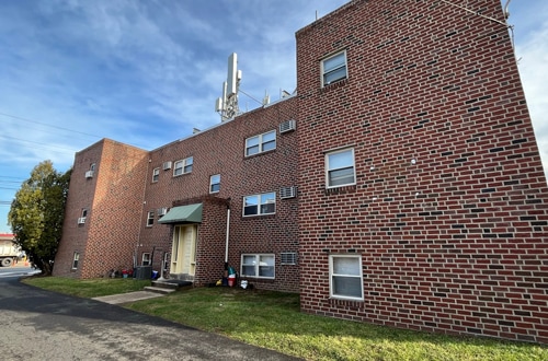 1720 Cottman Ave, Philadelphia, PA for sale - Primary Photo - Image 1 of 1