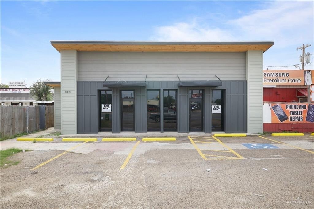1021 W Business 83, Alamo, TX à vendre Photo du bâtiment- Image 1 de 5