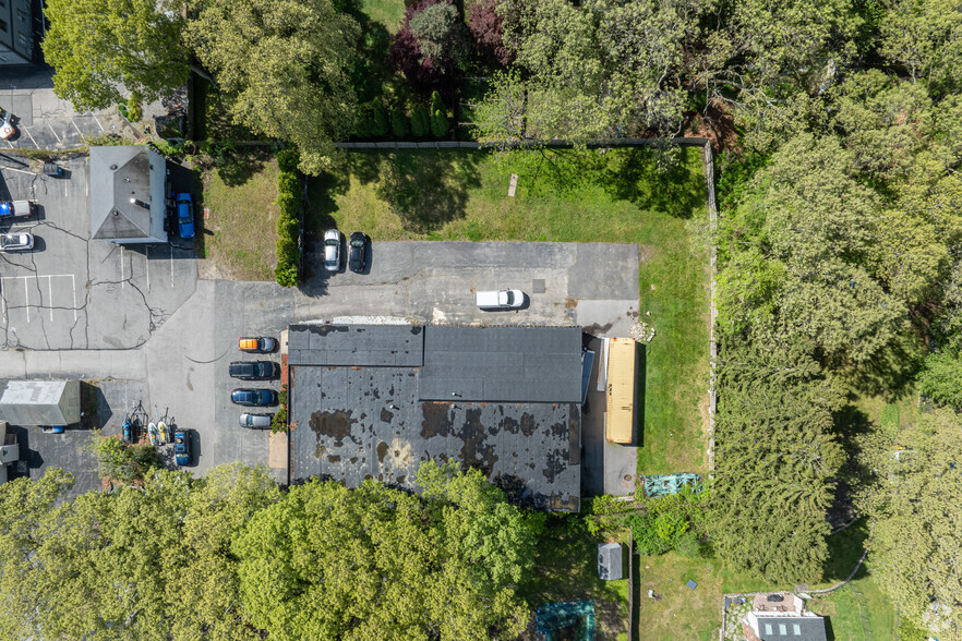 245 Quaker Ln, West Warwick, RI for lease - Aerial - Image 3 of 4