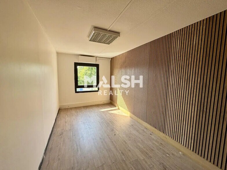 Bureau dans Écully à louer - Photo intérieure - Image 2 de 9