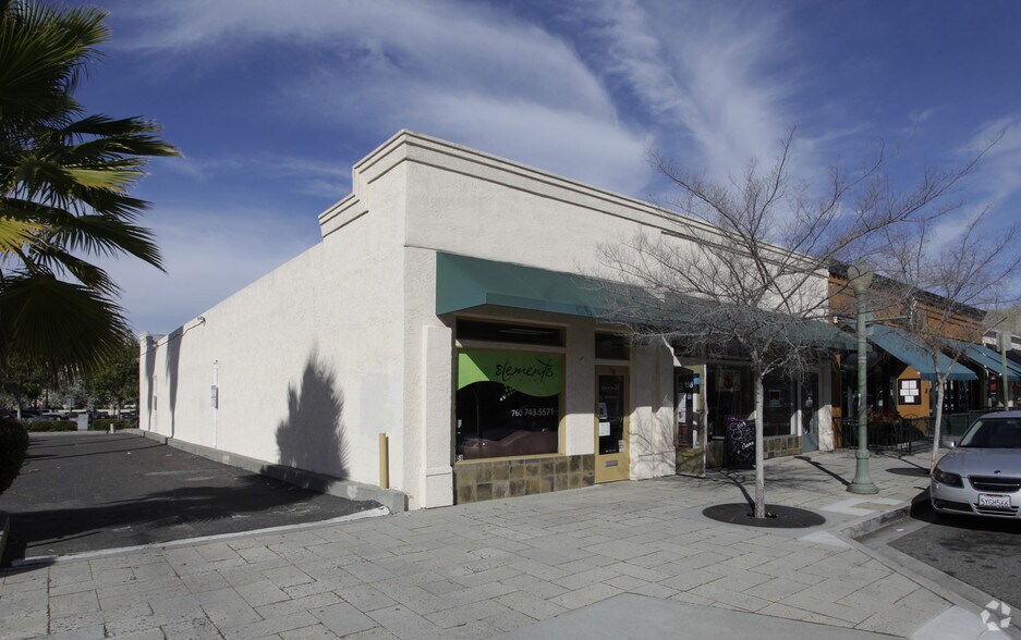 154-158 W Grand Ave, Escondido, CA for sale - Primary Photo - Image 1 of 5