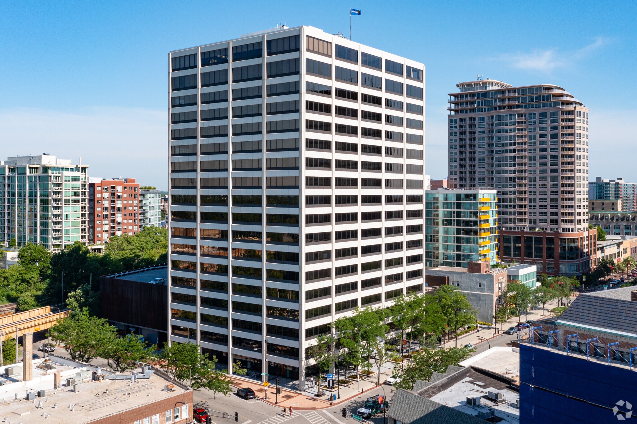 1560 Sherman Ave, Evanston, IL à louer Photo du bâtiment- Image 1 de 5