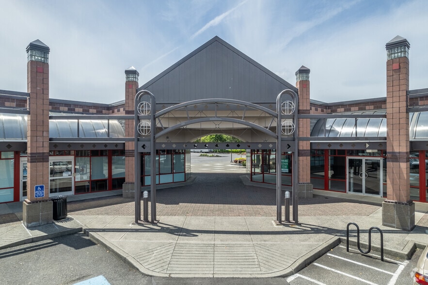 10010 NE Halsey St, Portland, OR for sale - Building Photo - Image 3 of 6