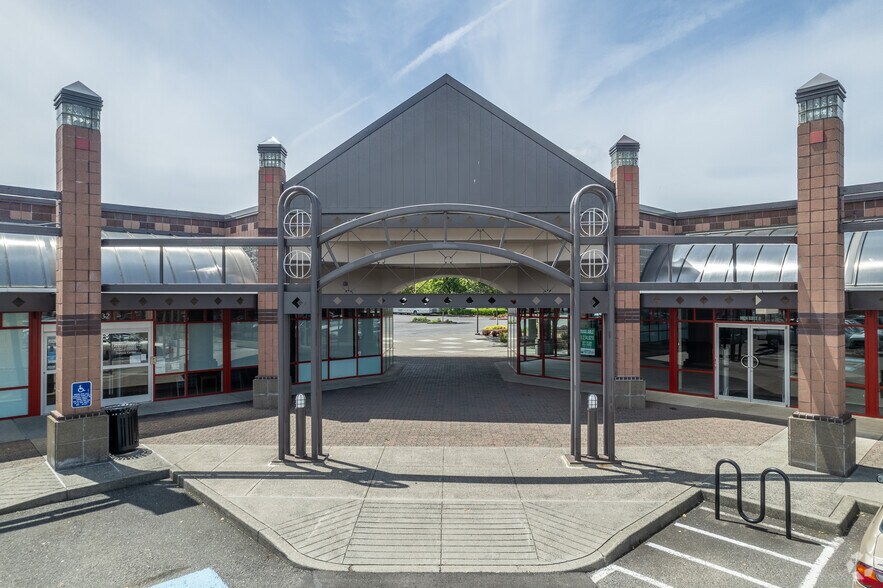 10010 NE Halsey St, Portland, OR à vendre - Photo du bâtiment - Image 3 de 6