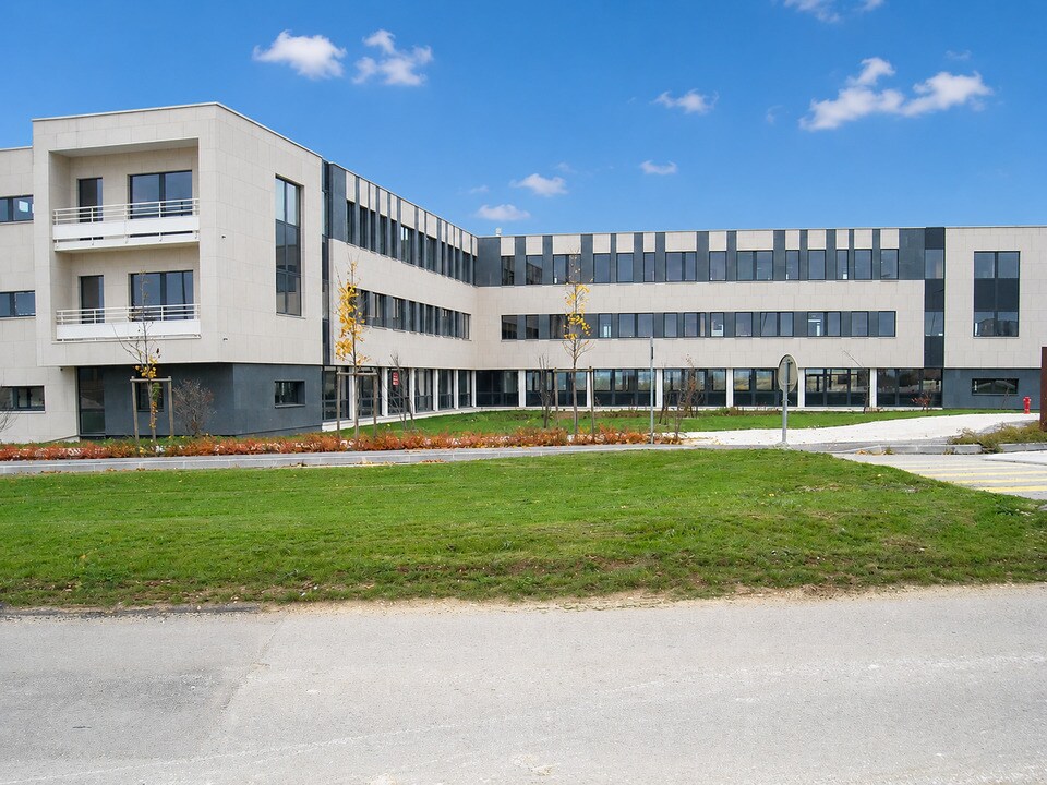 4 Rue Jeanne Barret, Dijon for lease Building Photo- Image 1 of 9