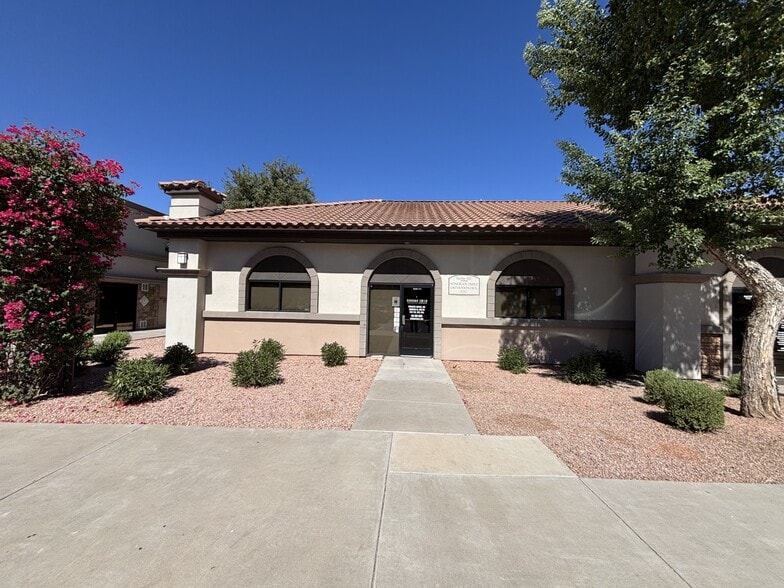 3336 E Chandler Heights Rd, Gilbert, AZ for sale - Building Photo - Image 2 of 10