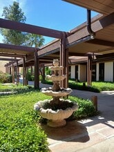 6200 Lake Ming rd, Bakersfield, CA à louer Photo intérieure- Image 1 de 18