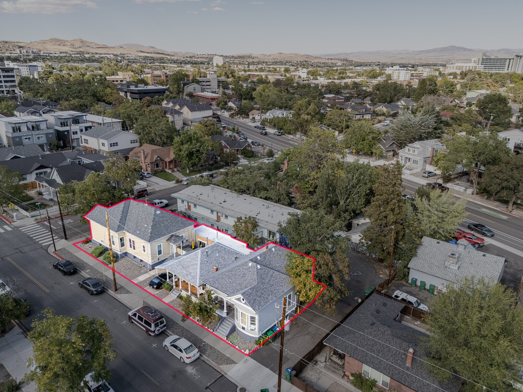 204 Moran St, Reno, NV for sale Primary Photo- Image 1 of 62