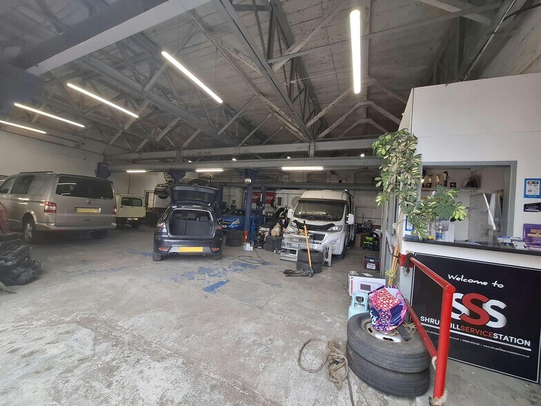 10-A-E Shrub Hill Rd, Worcester à louer - Photo du bâtiment - Image 2 de 4