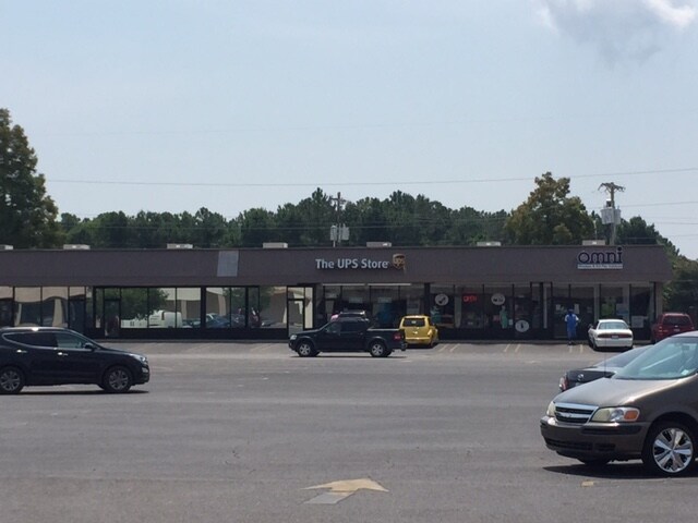 3415-3541 Denny Ave, Pascagoula, MS à louer - Photo du bâtiment - Image 3 de 4