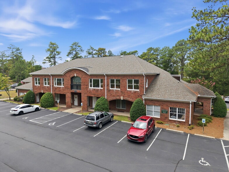 315 Page Rd, Pinehurst, NC for sale - Building Photo - Image 2 of 25
