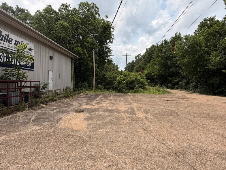 5129 S McRaven Rd, Jackson, MS à vendre - Photo du bâtiment - Image 3 de 12