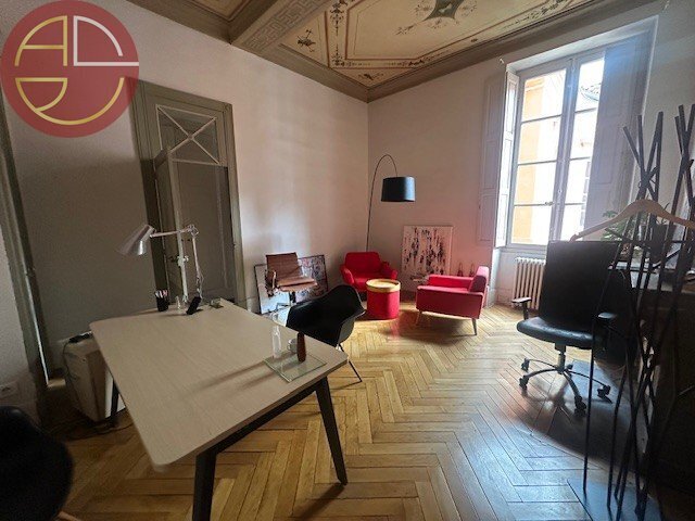 Office in Toulouse for lease - Interior Photo - Image 3 of 6