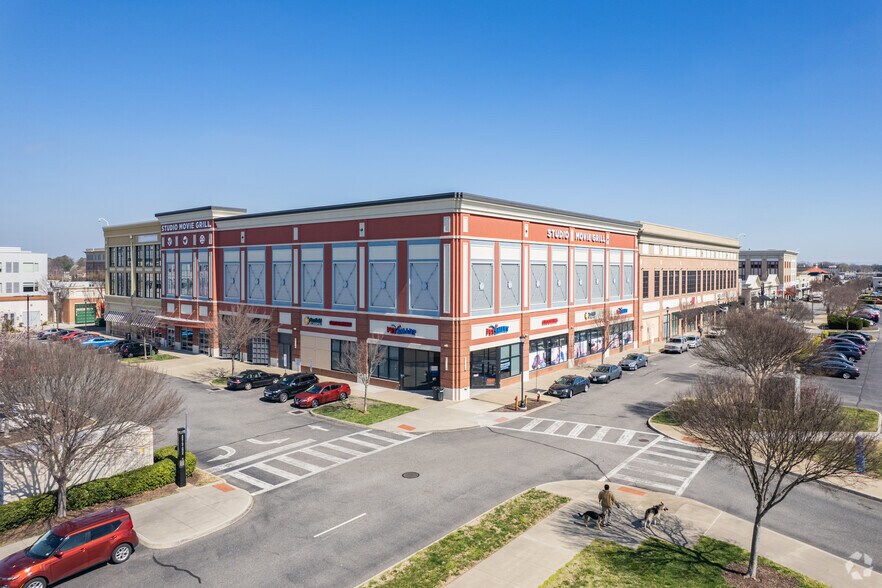 4410 E Claiborne Sq, Hampton, VA à louer - Photo du bâtiment - Image 2 de 10