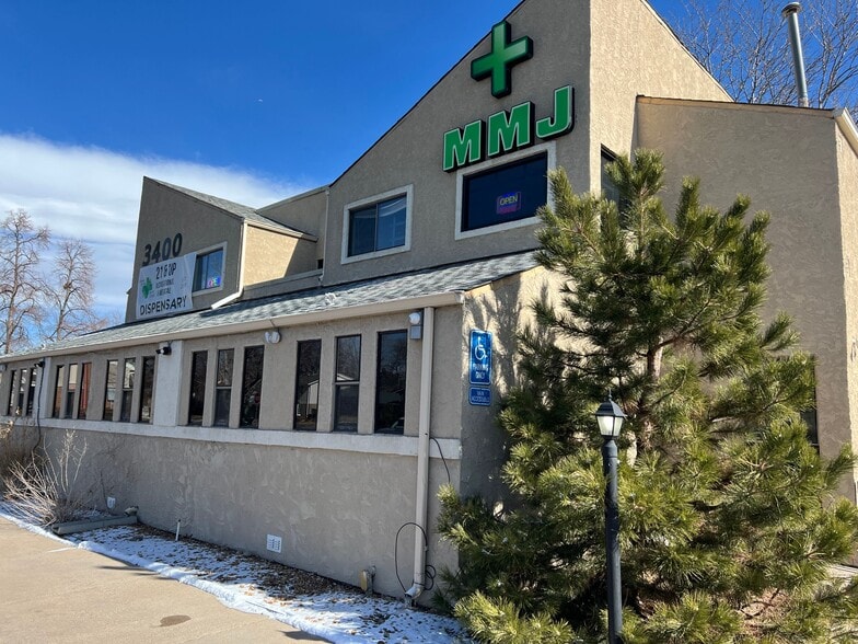 3400 S Oneida Way, Denver, CO for sale - Building Photo - Image 1 of 28