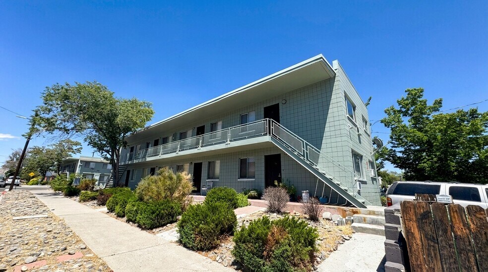 900 Willow St, Reno, NV à vendre - Photo du bâtiment - Image 3 de 22