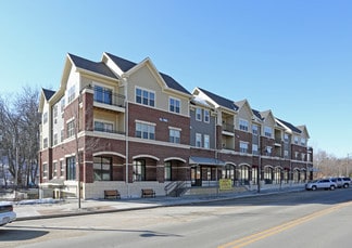 Plus de détails pour 301 E Main St, Twin Lakes, WI - Multi-résidentiel à vendre