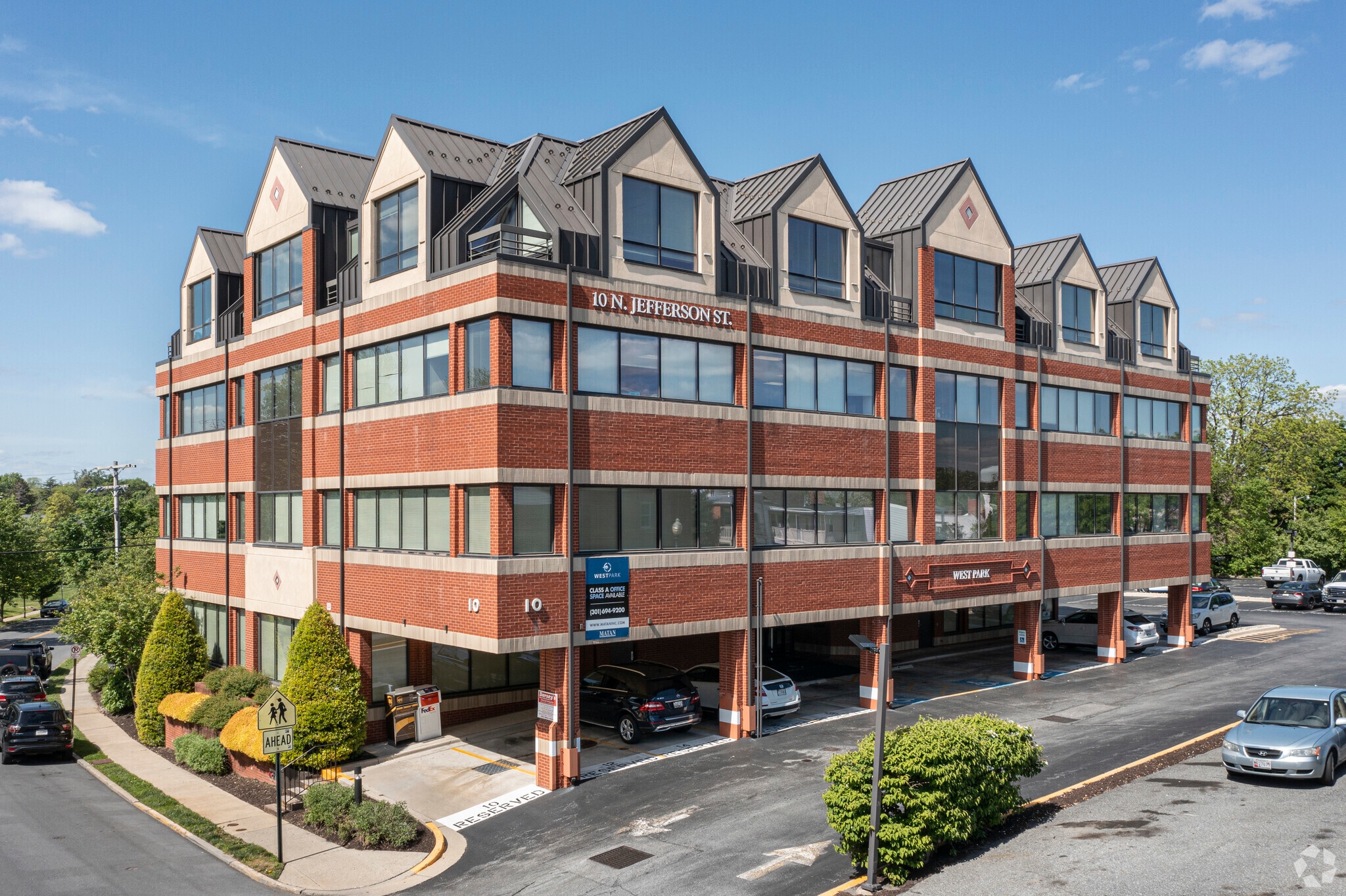 10 N Jefferson St, Frederick, MD à louer Photo principale- Image 1 de 12