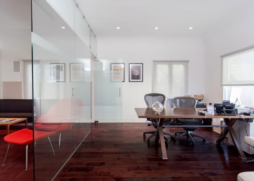 1746 Abbot Kinney Blvd, Venice, CA à louer - Photo intérieure - Image 3 de 22