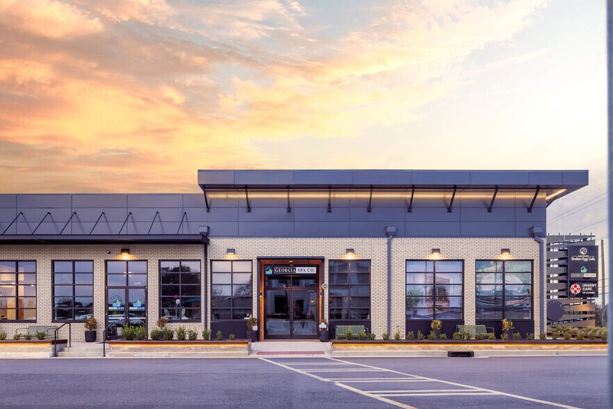 2375 W Broad St, Athens, GA à louer - Photo du bâtiment - Image 2 de 14