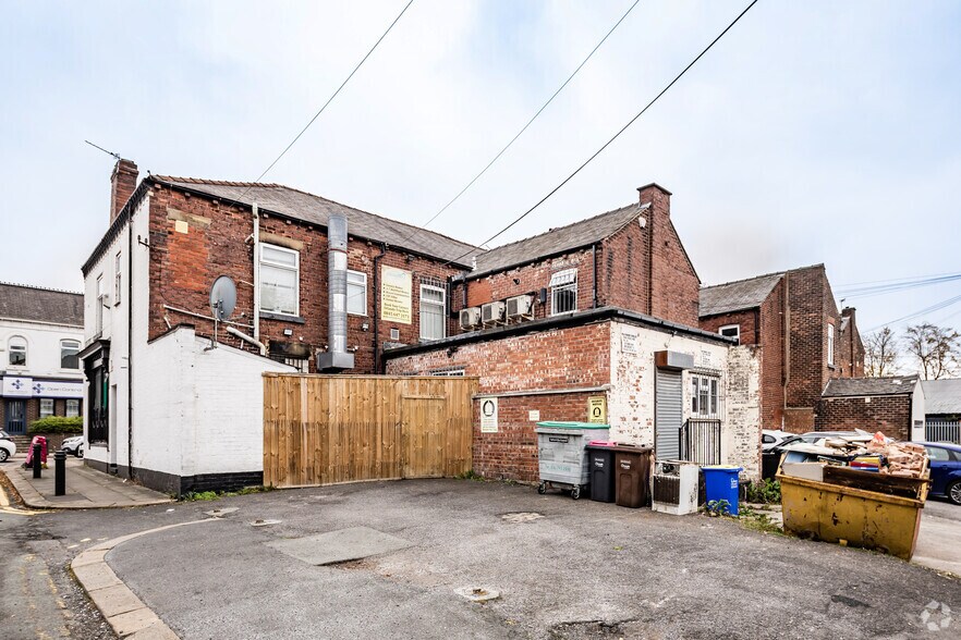 7 Memorial Rd, Manchester à louer - Photo du bâtiment - Image 2 de 2