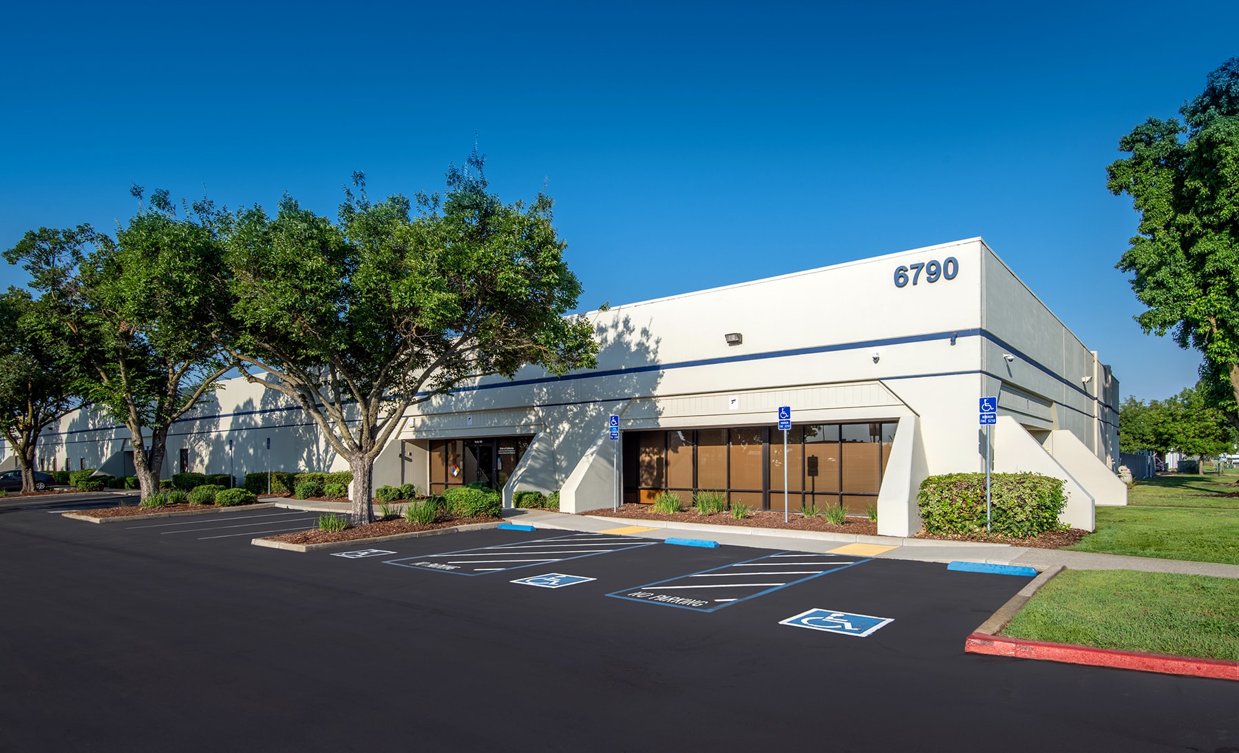 6790 Florin Perkins Rd, Sacramento, CA for sale Primary Photo- Image 1 of 8