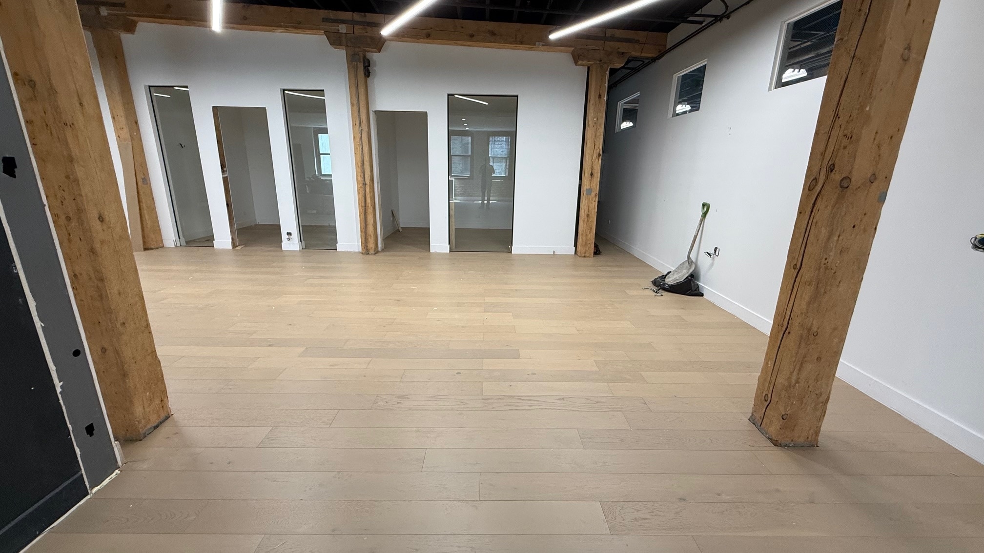 320 W Ohio St, Chicago, IL for lease Interior Photo- Image 1 of 9