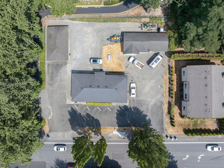 16440 85th St, Redmond, WA à vendre - Photo du bâtiment - Image 3 de 8