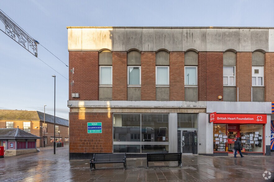 6-8 Market St, Wellingborough à louer - Photo du bâtiment - Image 2 de 2