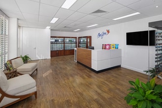 25 Frenchs Forest Rd E, Frenchs Forest for lease Interior Photo- Image 2 of 5