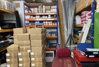 Queensway, Enfield for lease Interior Photo- Image 2 of 2