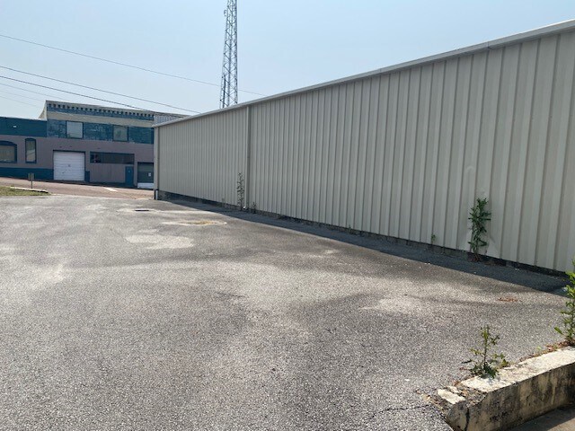 130 S Lafayette Ave, Brownsville, TN à vendre - Photo du bâtiment - Image 2 de 14