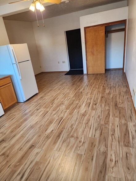 123 N Grand Ave, Pullman, WA for sale - Interior Photo - Image 3 of 4