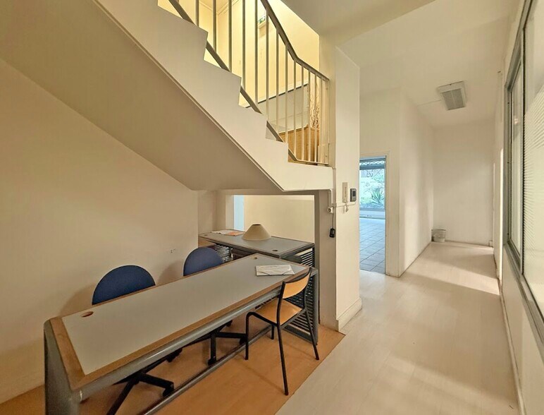 Bureau dans Paris à vendre - Photo du bâtiment - Image 3 de 15