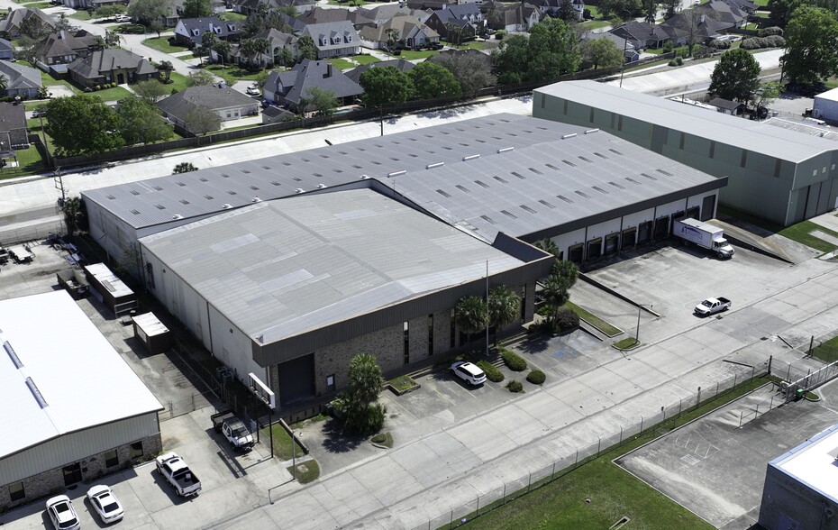 1925 Industrial Blvd, Harvey, LA for sale - Building Photo - Image 2 of 22