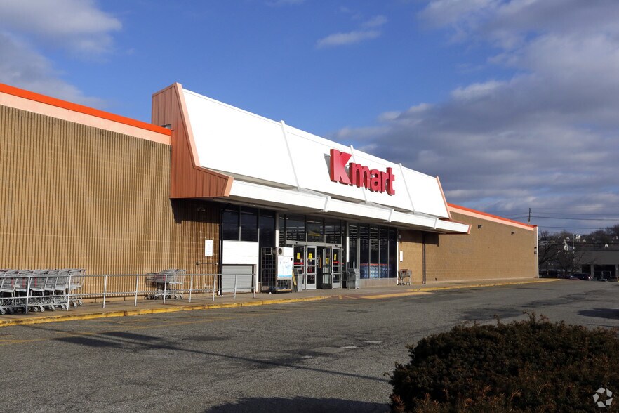 371-411 Main St, Belleville, NJ à louer - Photo du bâtiment - Image 2 de 3