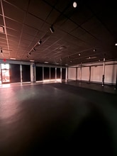 8190 Barker Cypress Rd, Cypress, TX for lease Interior Photo- Image 2 of 5