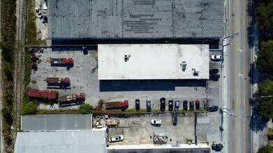 1220 NW 23rd Ave, Fort Lauderdale, FL - AERIAL  map view