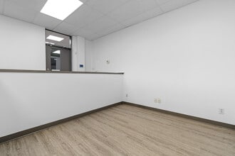 424-470 Boul Saint-Joseph, Gatineau, QC for lease Interior Photo- Image 2 of 12