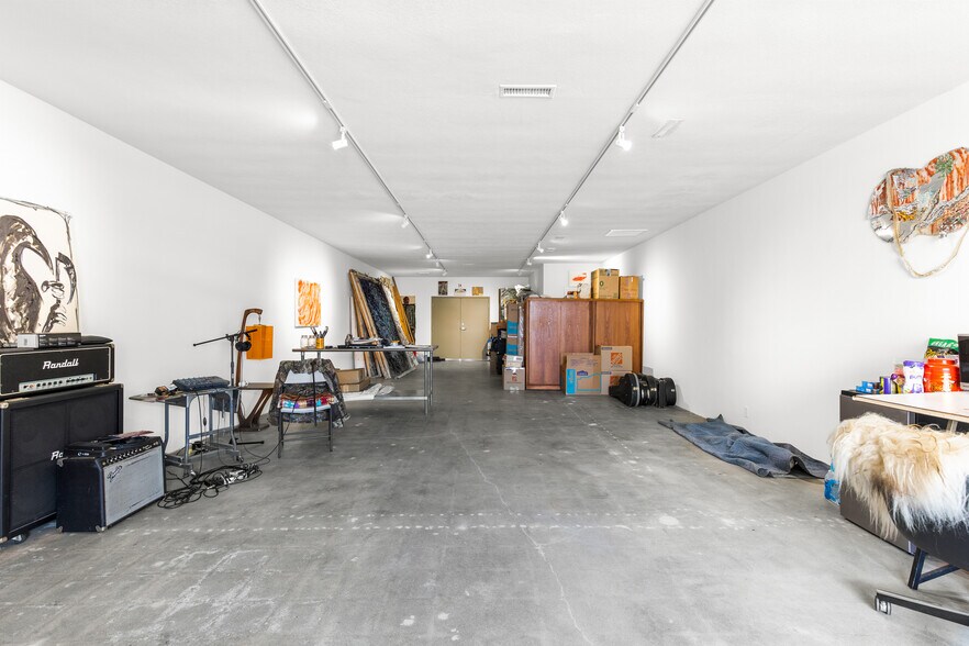 623-625 W 9th St, San Pedro, CA à louer - Photo intérieure - Image 3 de 6