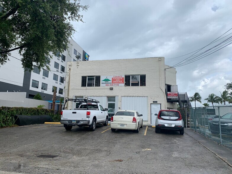 45-56 N Federal Hwy, Dania Beach, Dania Beach, FL à vendre - Photo du bâtiment - Image 2 de 17